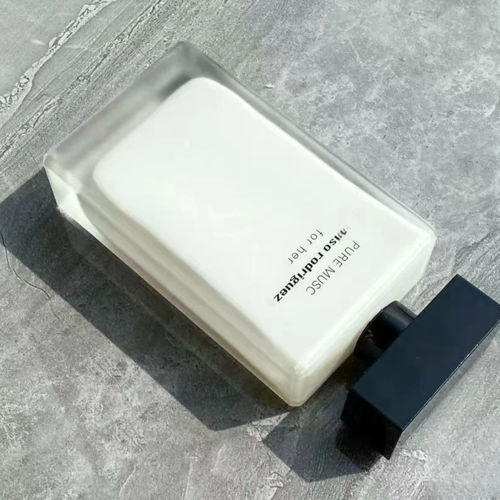 Elegant Musk Floral Eau de Toi - Perfume Fragrance Bottle ulasan dan harga